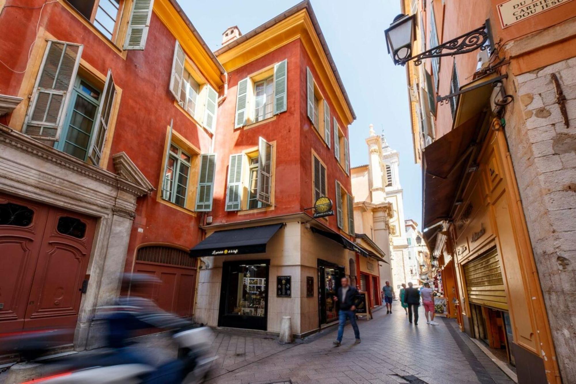 06A2 - Heart Of Old Nice Beautiful Renovated Apartment Екстериор снимка