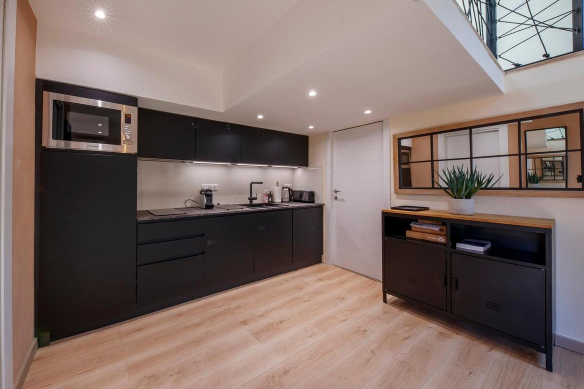 06A2 - Heart Of Old Nice Beautiful Renovated Apartment Екстериор снимка
