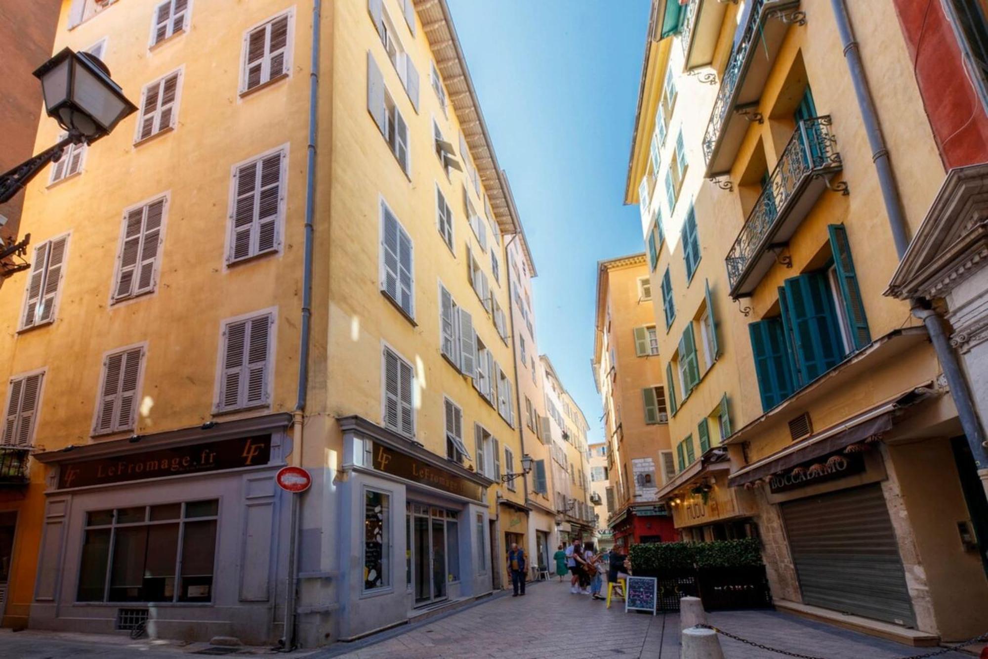 06A2 - Heart Of Old Nice Beautiful Renovated Apartment Екстериор снимка